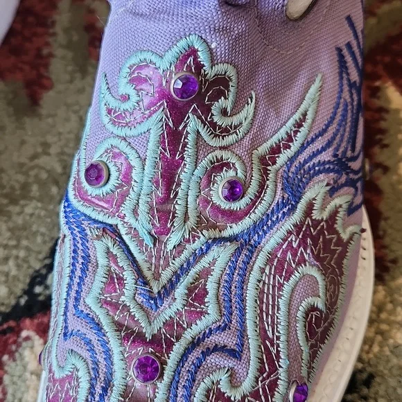 El General White Embroidered Rhinestone Leather Boots - Picture 6 of 9